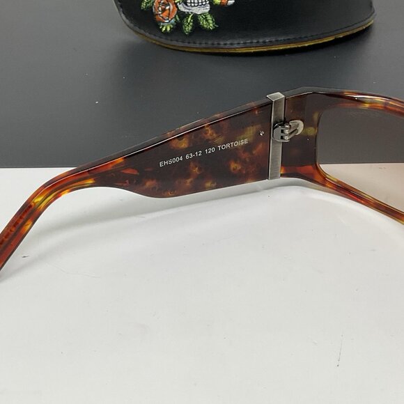 Ed Hardy EHS 004 63-12 120 Tortoise - Sunglasses w/ Case main image 11